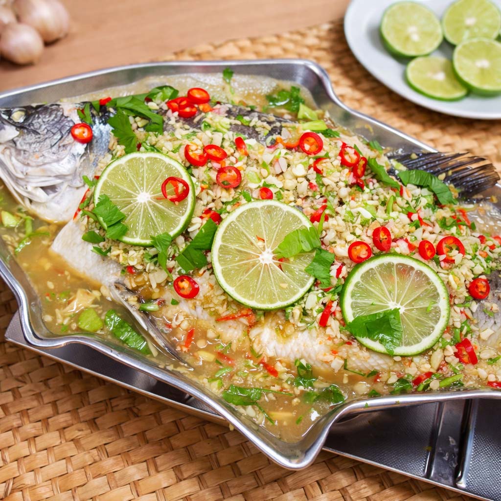 ปลากระพงนึ่งมะนาว