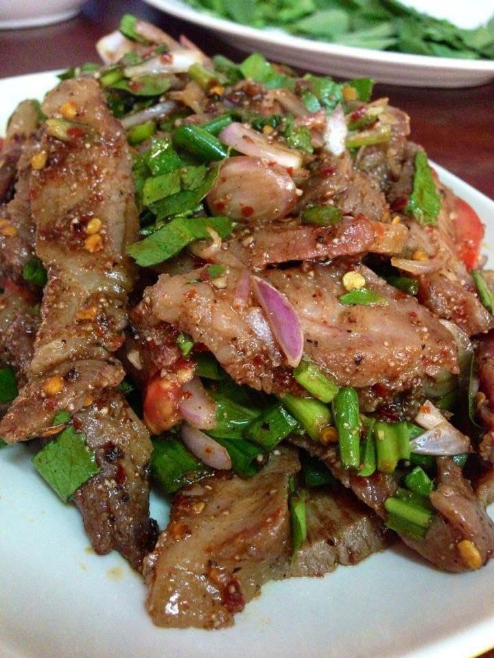 น้ำตกคอหมูย่าง