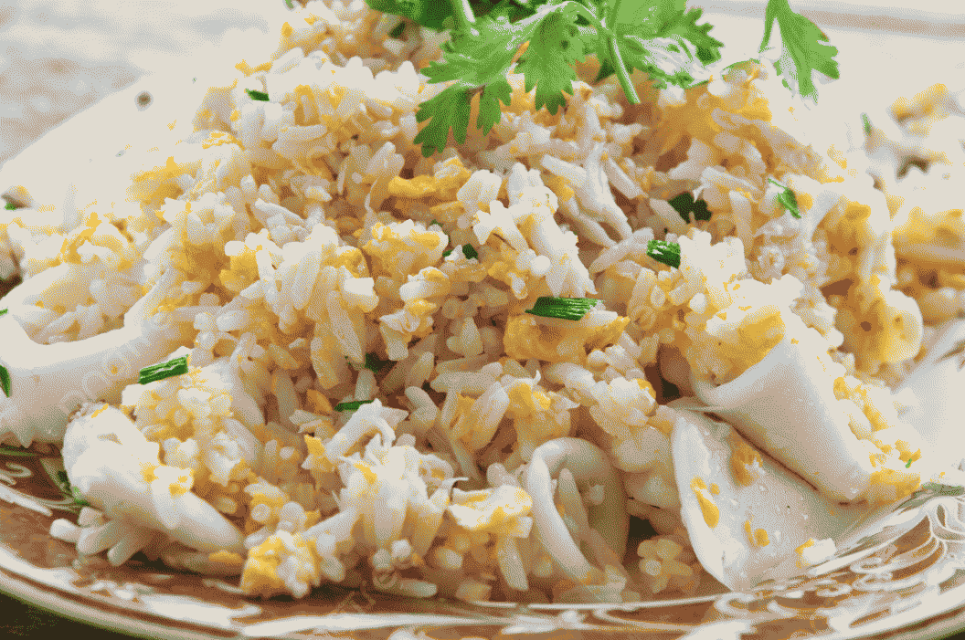 ข้าวผัดหมึก (ใหญ่)